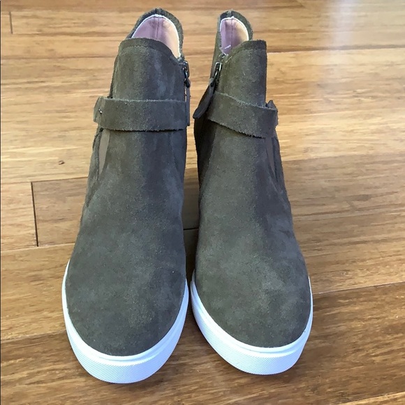 NEW L. PAOLO Women’s Suede Leather Wedge sz 7.5 M - Picture 3 of 5